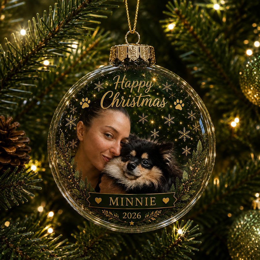 The Happy Christmas design in green and gold, printed with a woman and her Pomeranian, the name Minnie and the year 2026